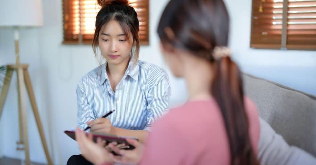 5 Ways to Overcome Loneliness in Addiction Recovery